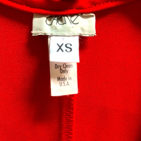 Cache XS Red gown with rhinestone embellishment - Picture 4 of 12